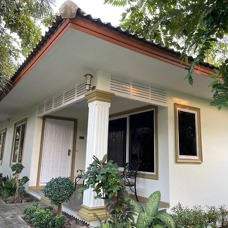 Vacation Garden Villa Thalang Bagian luar foto