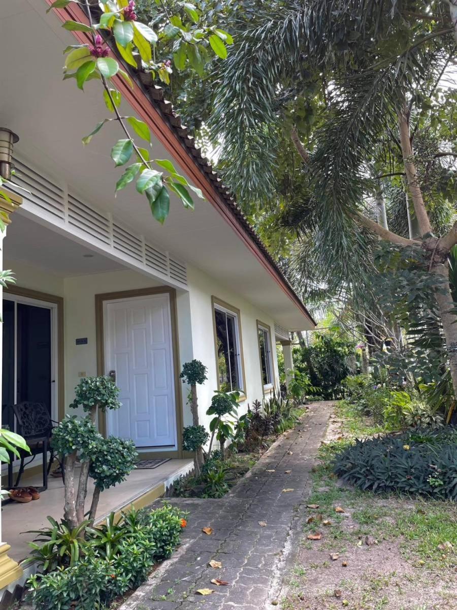 Vacation Garden Villa Thalang Bagian luar foto